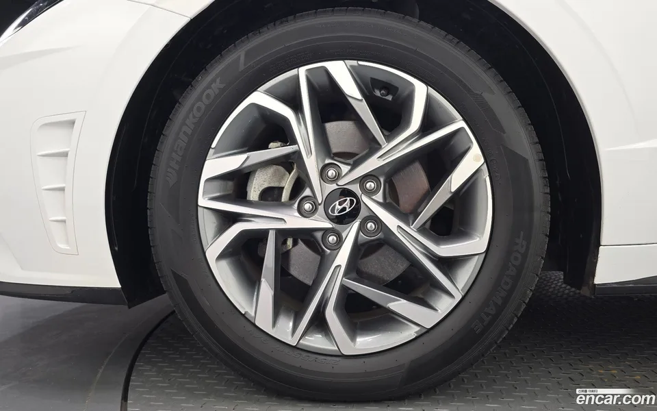 Hyundai Sonata 2.0 2022 — thumbnail 2