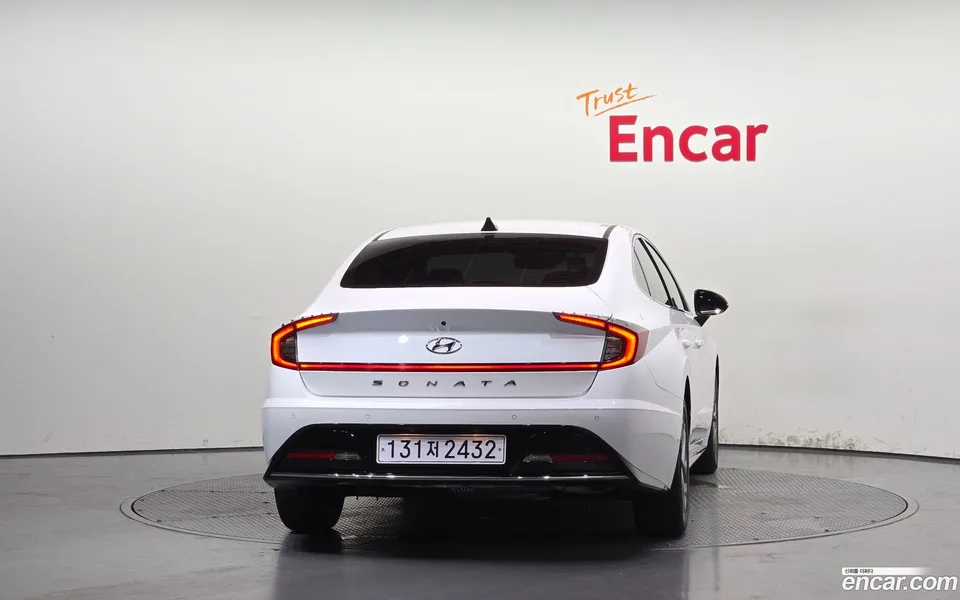 Hyundai Sonata 2.0 2022 — thumbnail 4