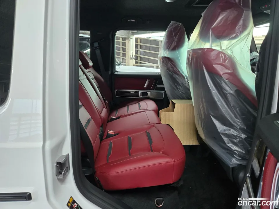 Mercedes-Benz G-Class AMG G63 2026 — thumbnail 3