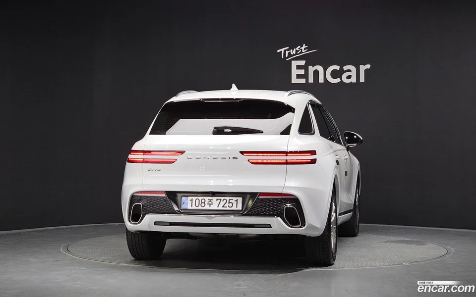 Genesis GV70 2.5T 2WD 2022 — thumbnail 4