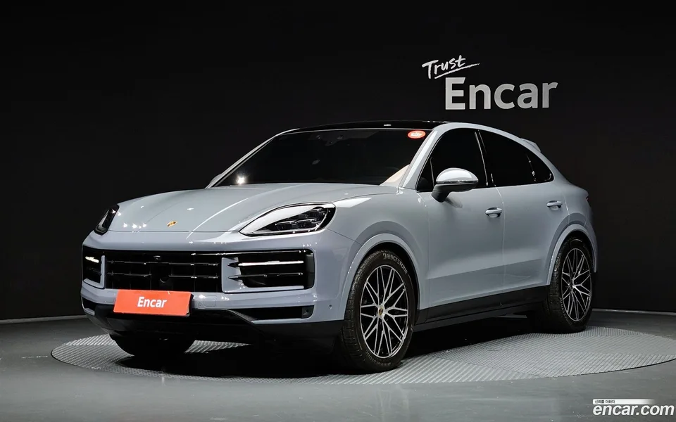 Porsche Cayenne 3.0 2024 — photo 1, buy with delivery to Moscow