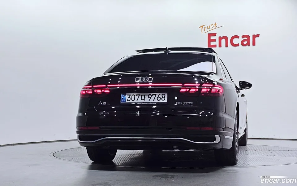 Audi A8 55 TFSI LWB 2023 — thumbnail 4