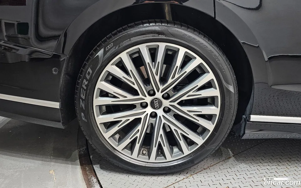 Audi A8 55 TFSI LWB 2023 — thumbnail 5