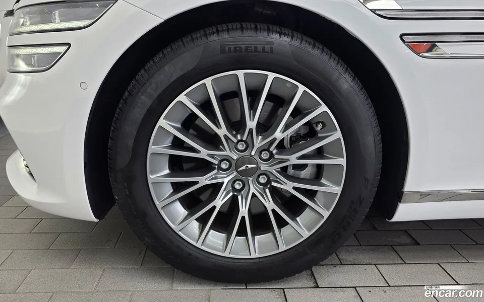 Genesis G80 2.5 2WD 2022 — thumbnail 2