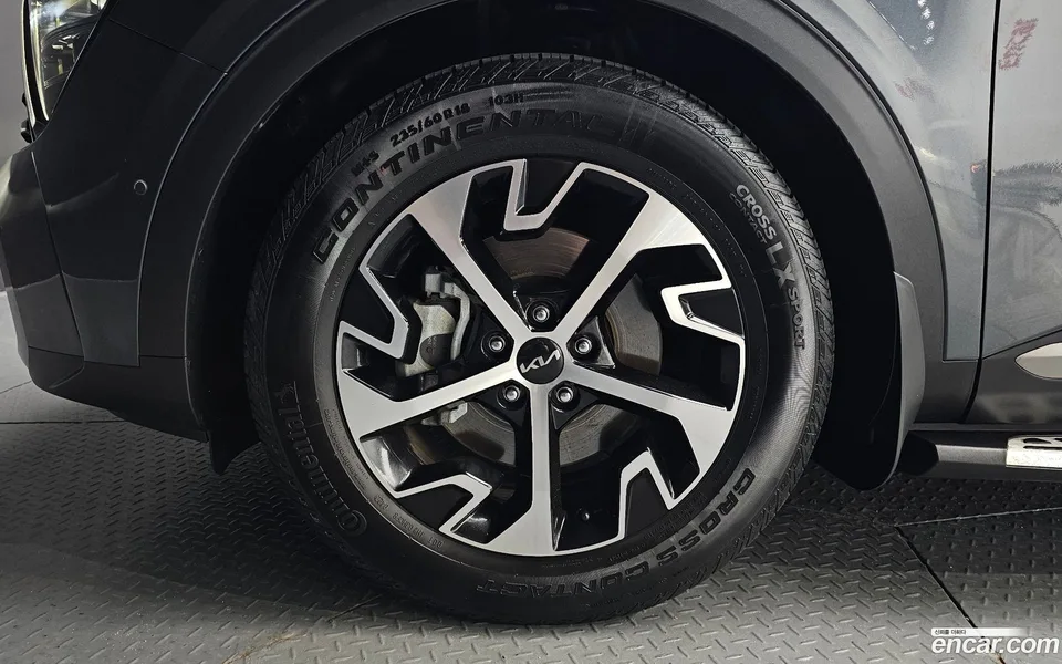 Kia Sportage Hybrid 2WD 2022 — thumbnail 2