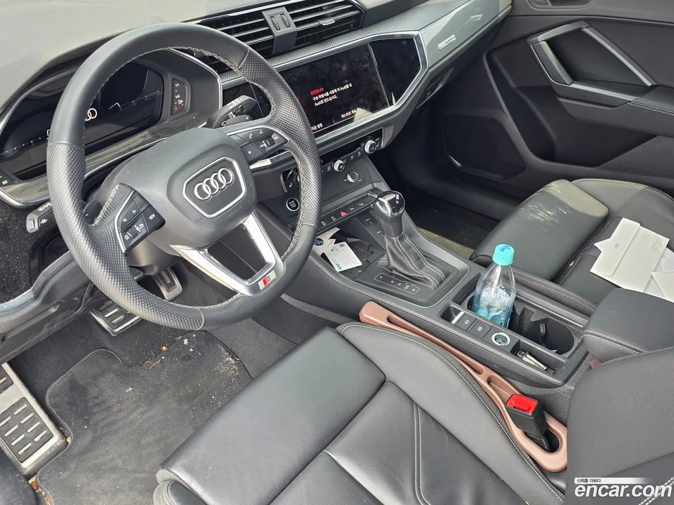 Audi Q3 35 TDI 2023 — thumbnail 4