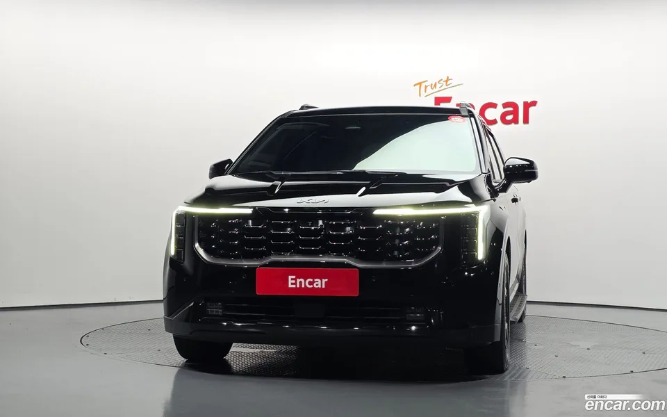Kia Carnival 9 2024 — thumbnail 3