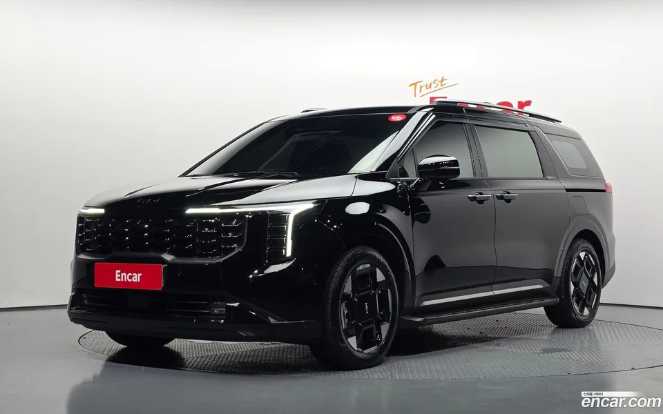 Kia Carnival 9 2024 — photo 1, buy with delivery to Moscow