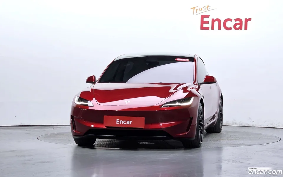 Tesla Model 3 AWD 2025 — thumbnail 3