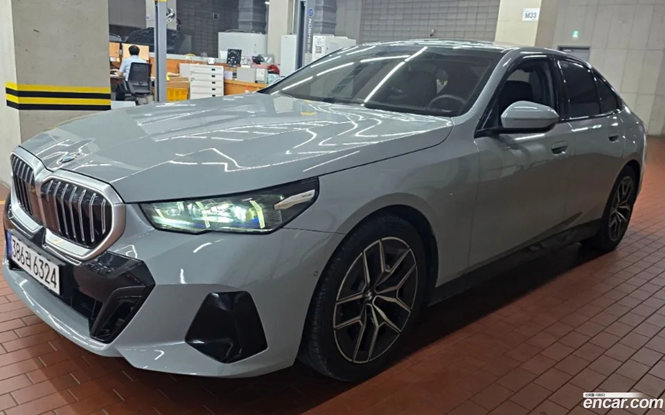 BMW 5 Series 523d M 2026 — photo 1, buy with delivery to Moscow