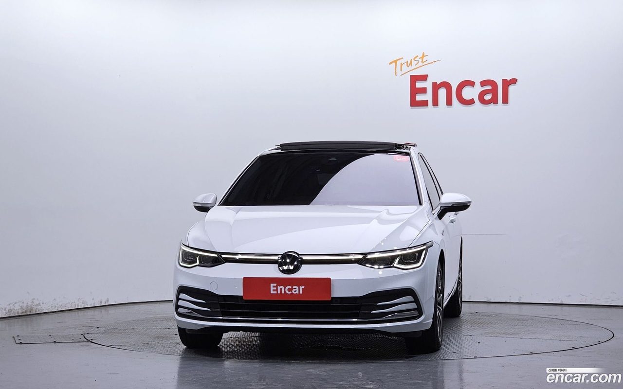 Volkswagen Golf 2023 — 3