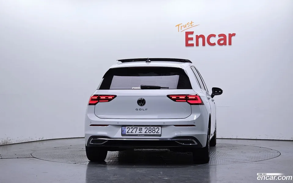 Volkswagen Golf 2.0 TDI 2023 — миниатюра 4