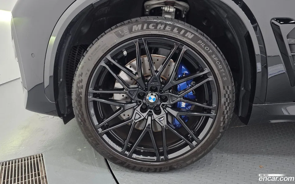 BMW X5M 4.4 2026 — thumbnail 2
