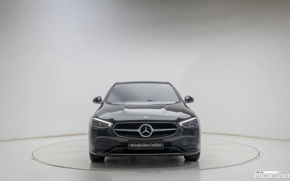 Mercedes-Benz C-Class C200 2025 — thumbnail 3
