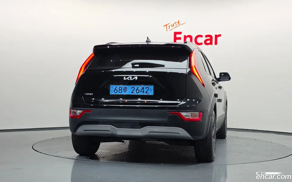 Kia Niro EV 2023 — thumbnail 4