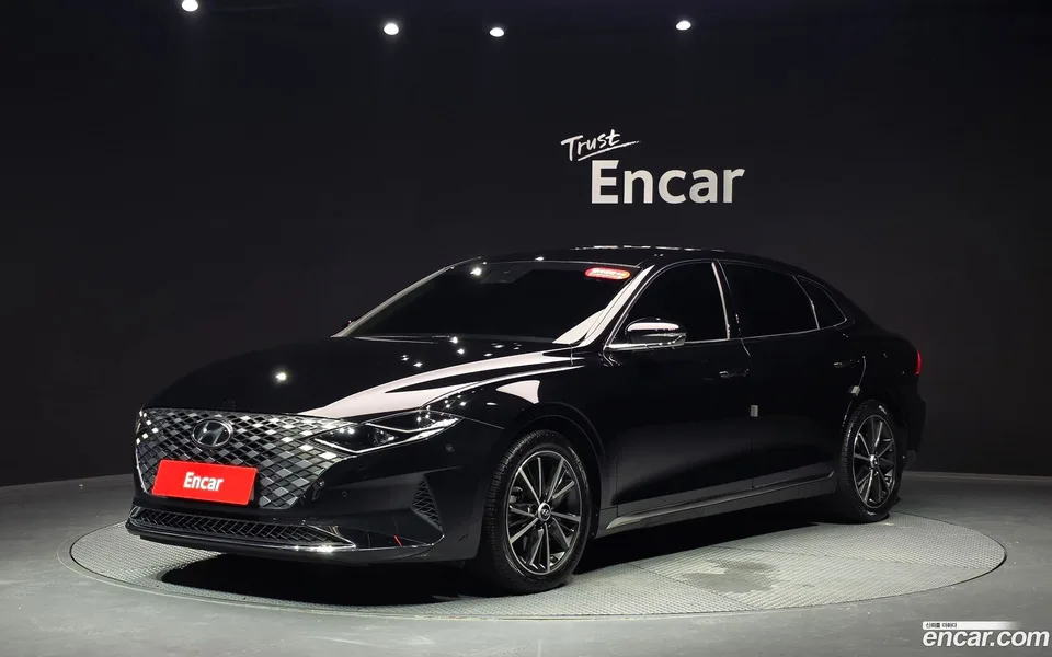 Hyundai Grandeur IG 2.5 2022 — photo 1, buy with delivery to Moscow