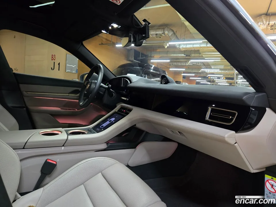 Porsche Taycan 4S 2024 — thumbnail 5