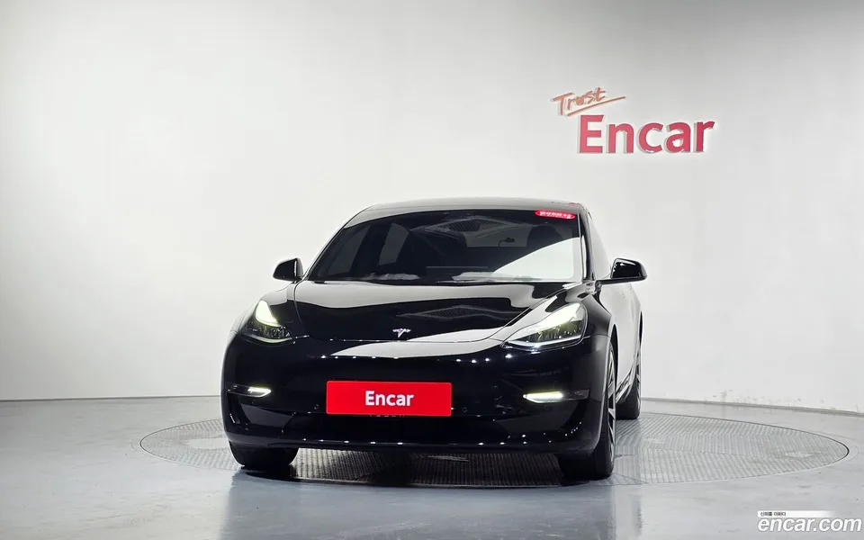 Tesla Model 3 AWD 2022 — thumbnail 3