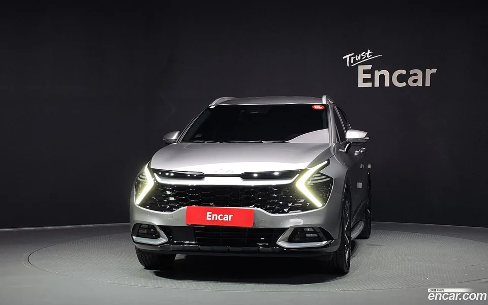 Kia Sportage Hybrid 2WD 2024 — миниатюра 3