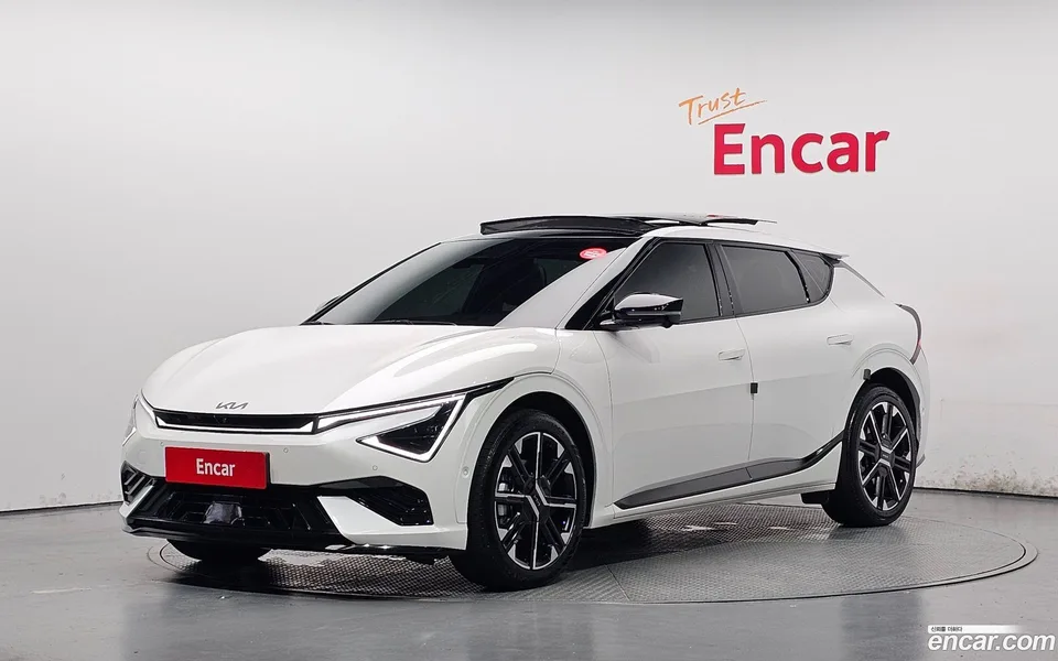 Kia EV6 4WD 2024 — photo 1, buy with delivery to Moscow