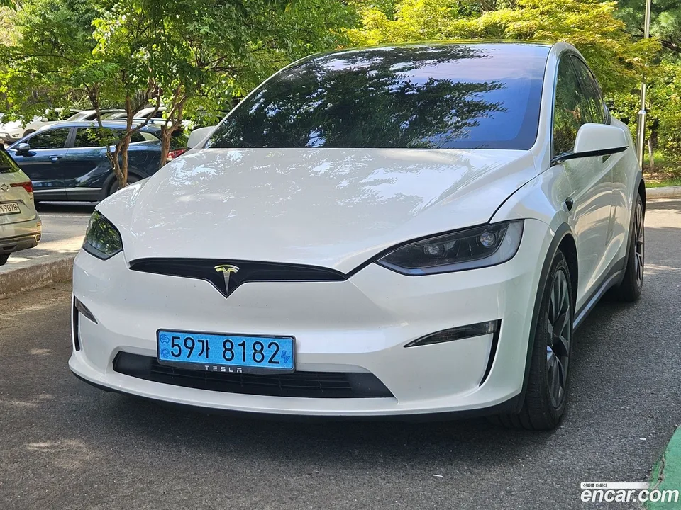 Tesla Model X AWD 2023 — thumbnail 3