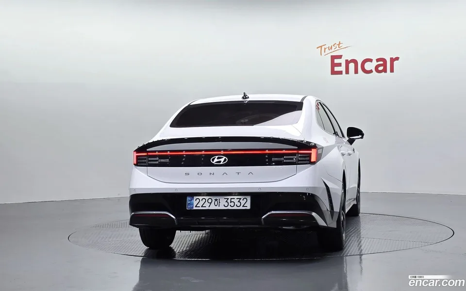 Hyundai Sonata The Edge Hybrid 2025 — thumbnail 4