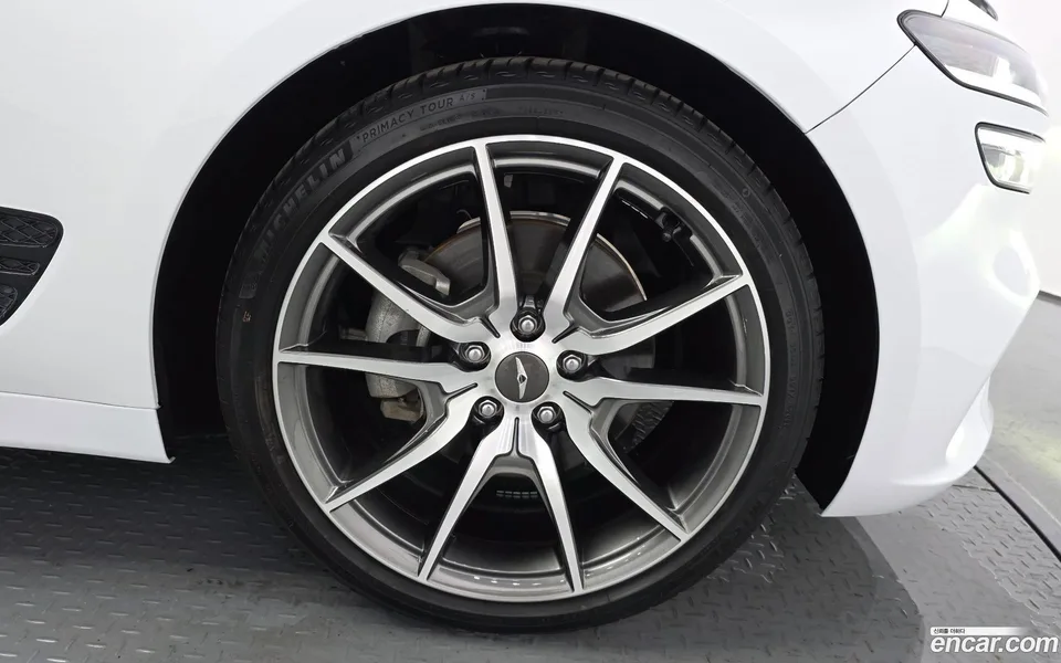 Genesis G70 2.0T 2WD 2022 — thumbnail 2