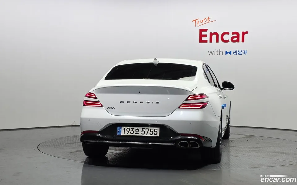 Genesis G70 2.0T 2WD 2022 — thumbnail 4
