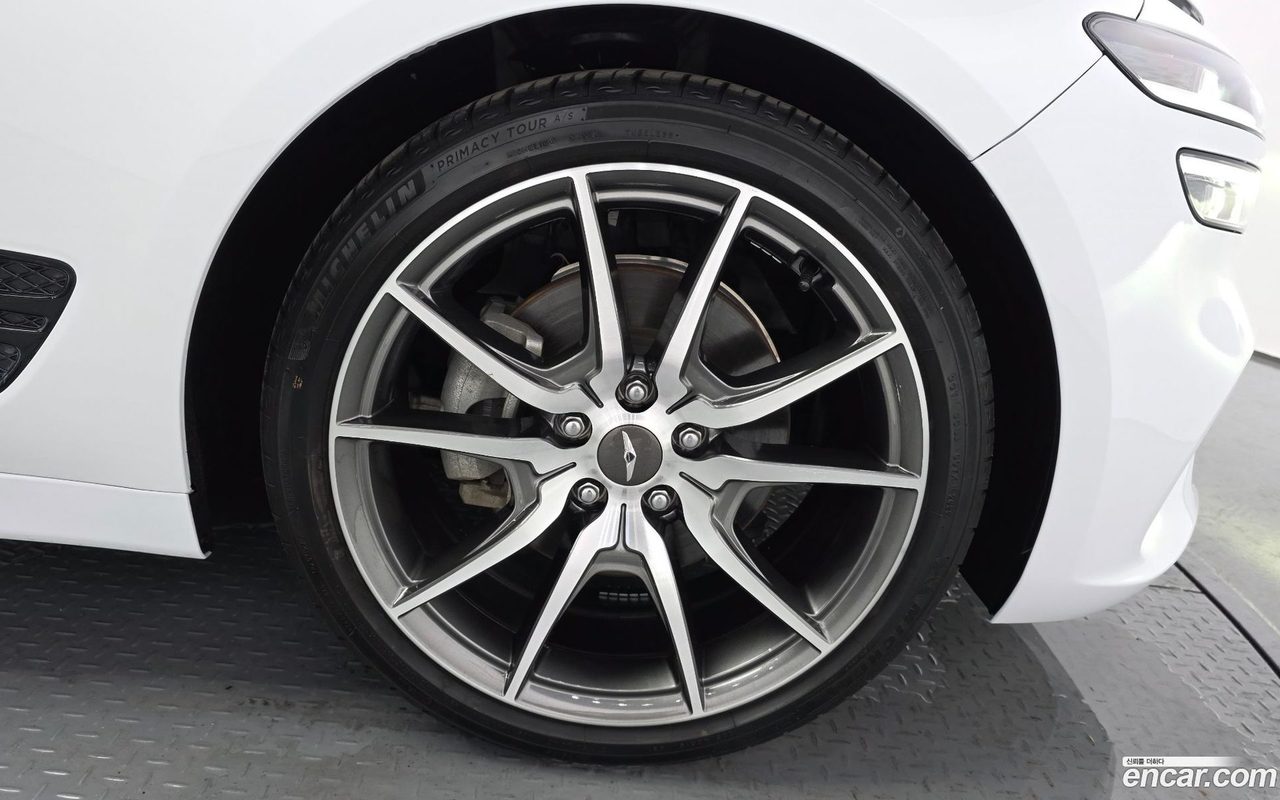 Genesis G70 2022 — 5
