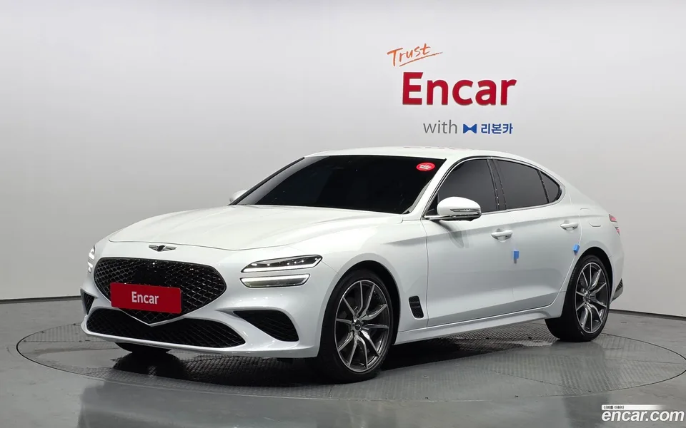 Genesis G70 2.0T 2WD 2022 — photo 1, buy with delivery to Moscow
