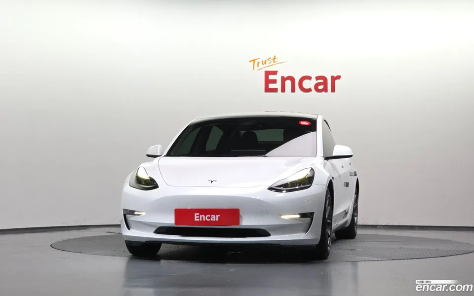 Tesla Model 3 AWD 2022 — thumbnail 3