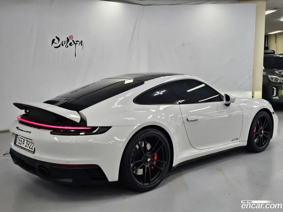 Porsche 911 (992) 4 GTS 2023 — thumbnail 4