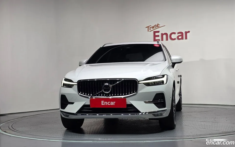 Volvo XC60 B5 2024 — thumbnail 3