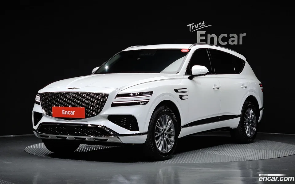 Genesis GV80 2.5T 2WD 2024 — photo 1, buy with delivery to Moscow