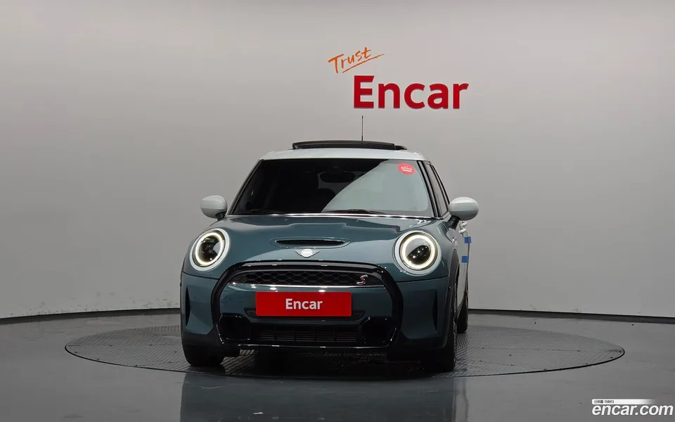 MINI Cooper S 5 2023 — миниатюра 3