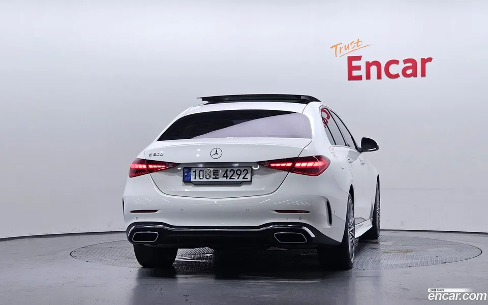 Mercedes-Benz C-Class C300 AMG Line 2022 — thumbnail 4