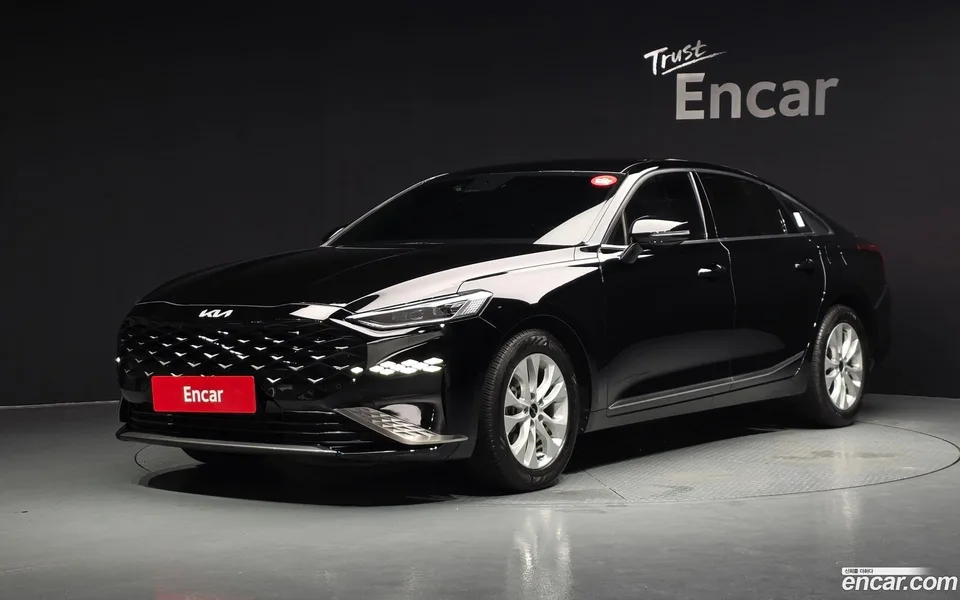 Kia K8 2.5 2WD 2022 — photo 1, buy with delivery to Moscow