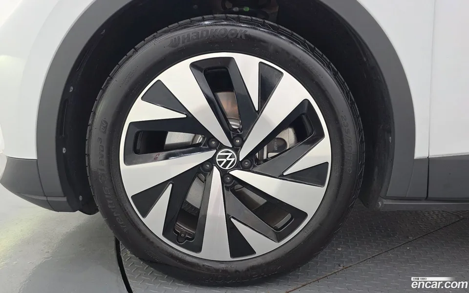 Volkswagen ID.4 2025 — thumbnail 5