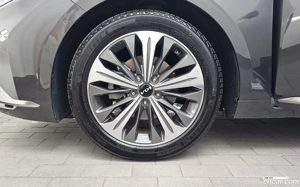 Kia K8 Hybrid 2022 — thumbnail 2