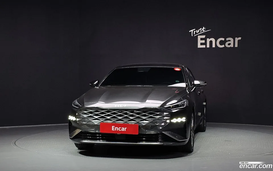 Kia K8 Hybrid 2022 — thumbnail 3