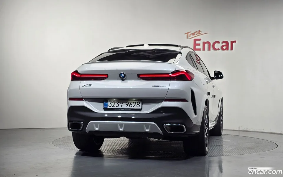 BMW X6 xDrive40i M 2025 — thumbnail 4