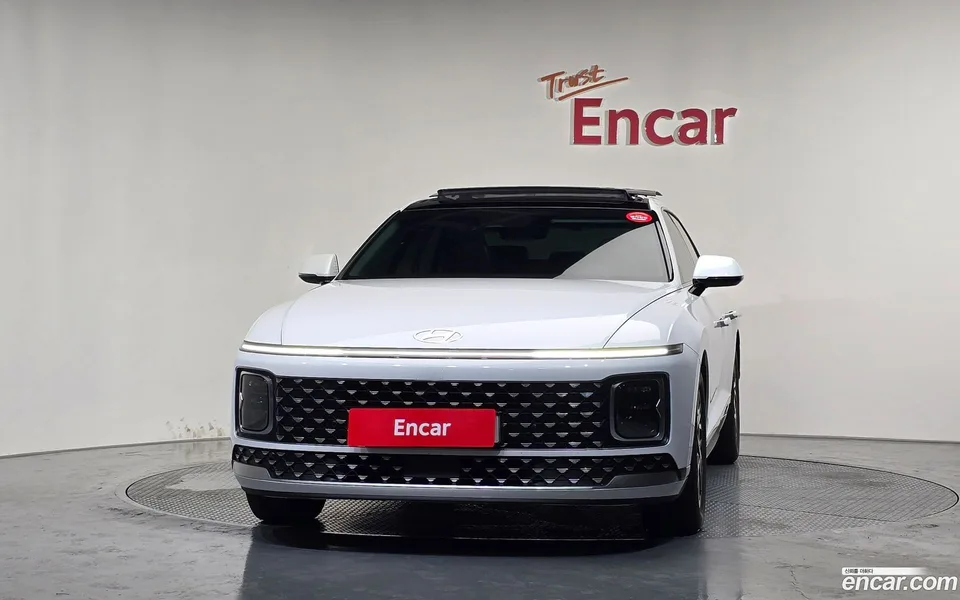 Hyundai Grandeur Hybrid 2023 — thumbnail 3