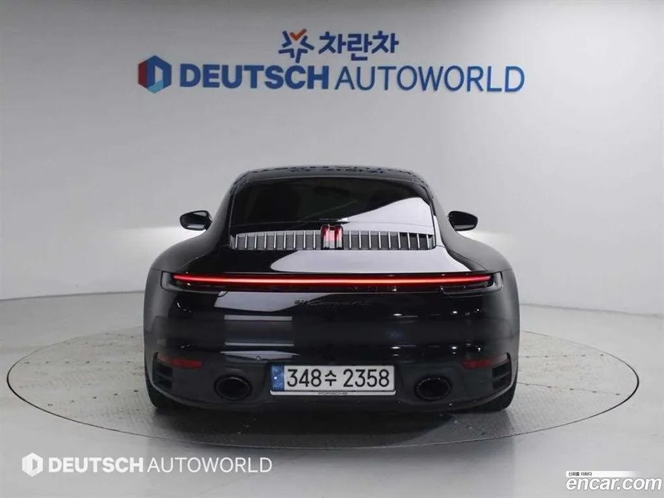 Porsche 911 (992) 4S 2024 — миниатюра 4