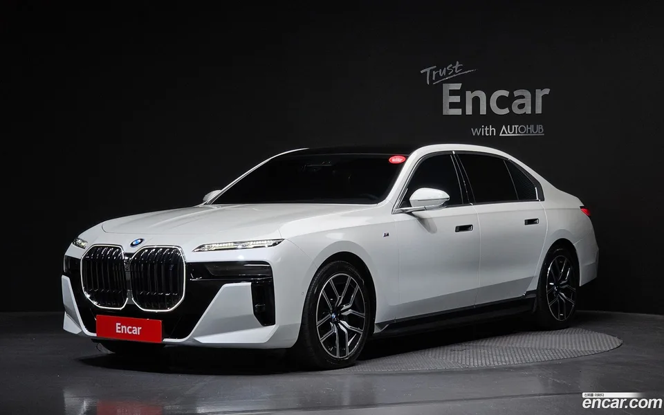 BMW i7 2023