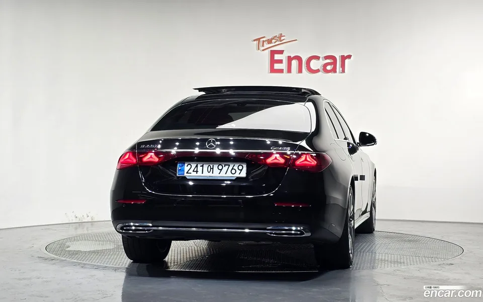 Mercedes-Benz E-Class E220d 4MATIC 2024 — миниатюра 4