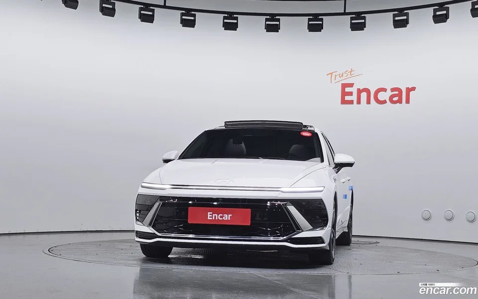 Hyundai Sonata The Edge 1.6 2024 — thumbnail 3