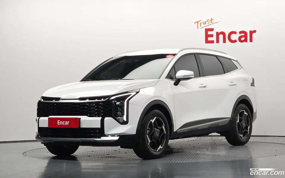 Kia Sportage 1.6 2WD 2025 — photo 1, buy with delivery to Moscow