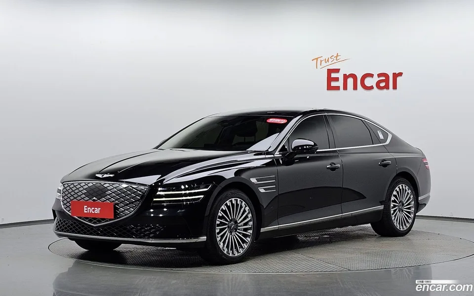 Genesis Electrified G80 e-AWD 2023 — photo 1, buy with delivery to Moscow