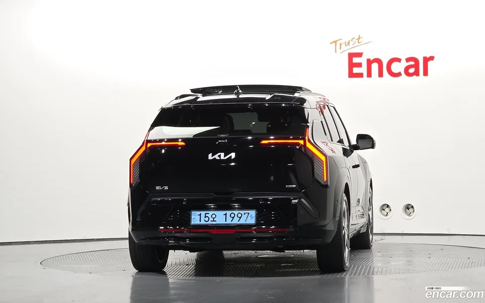 Kia EV3 2WD 2024 — thumbnail 4