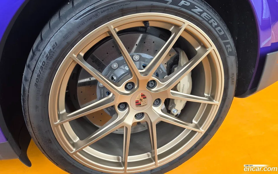 Porsche Taycan GT 2025 — миниатюра 5